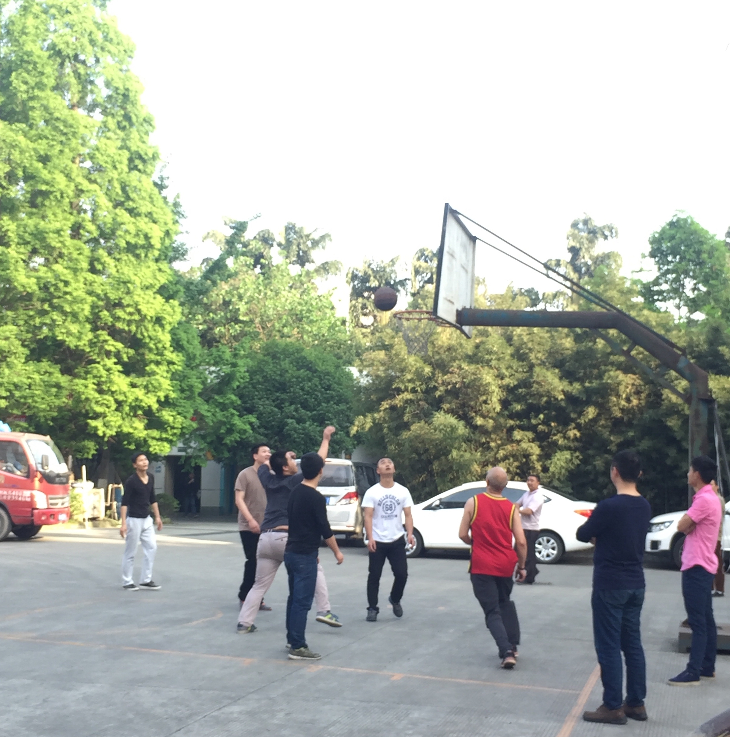 米兰MILAN(中国)人的美好清晨之篮球