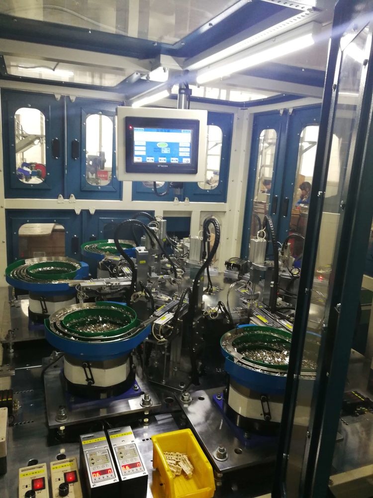 成都米兰MILAN(中国)集团电热毯开关装配技改项目成功试运行