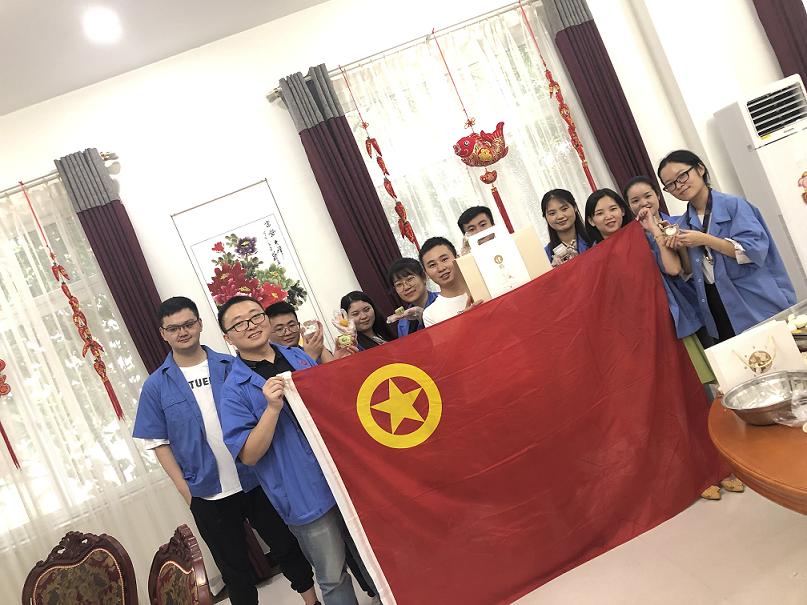 成都米兰MILAN(中国)集团七彩青年俱乐部之自制美心冰皮月饼