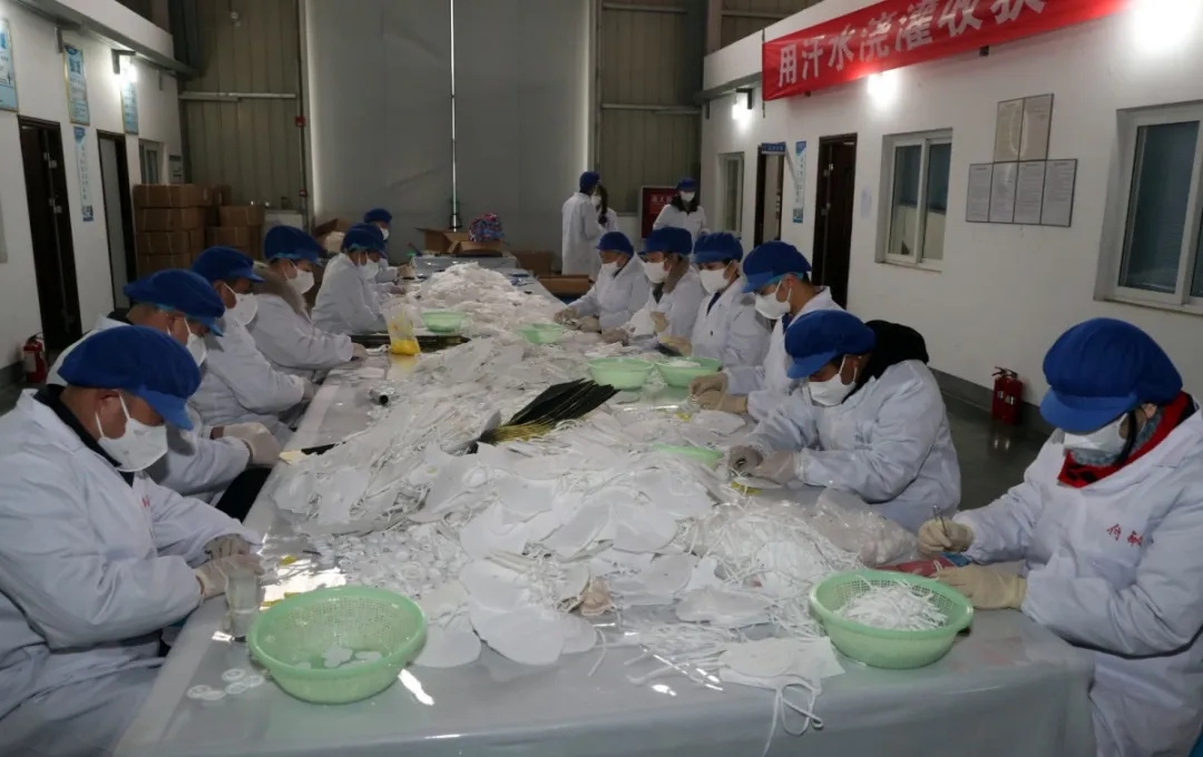 成都米兰MILAN(中国)集团民用级口罩生产车间