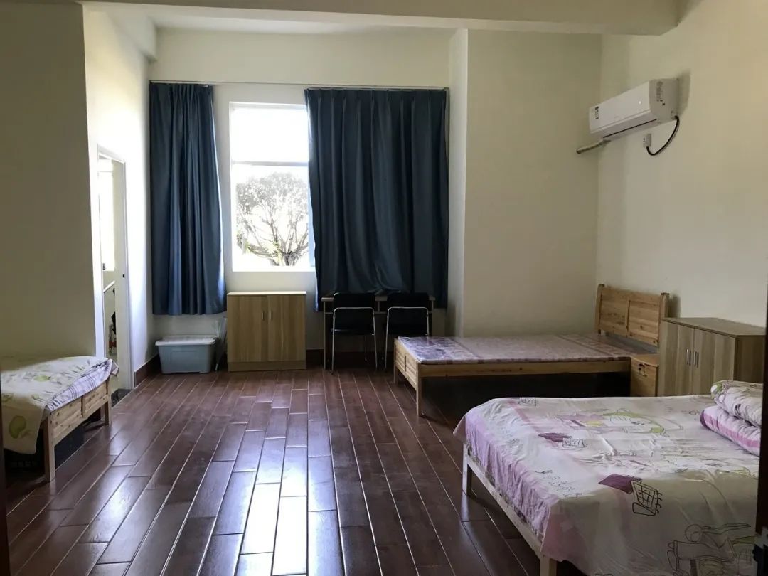 米兰MILAN(中国)集团新材料公司开展助残日活动暨员工新宿舍启用仪式