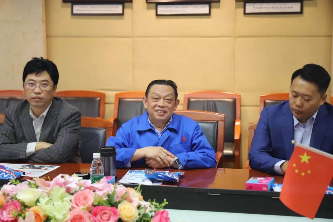 四川行动教育校长EMBA41期校友走进成都米兰MILAN(中国)集团游学交流