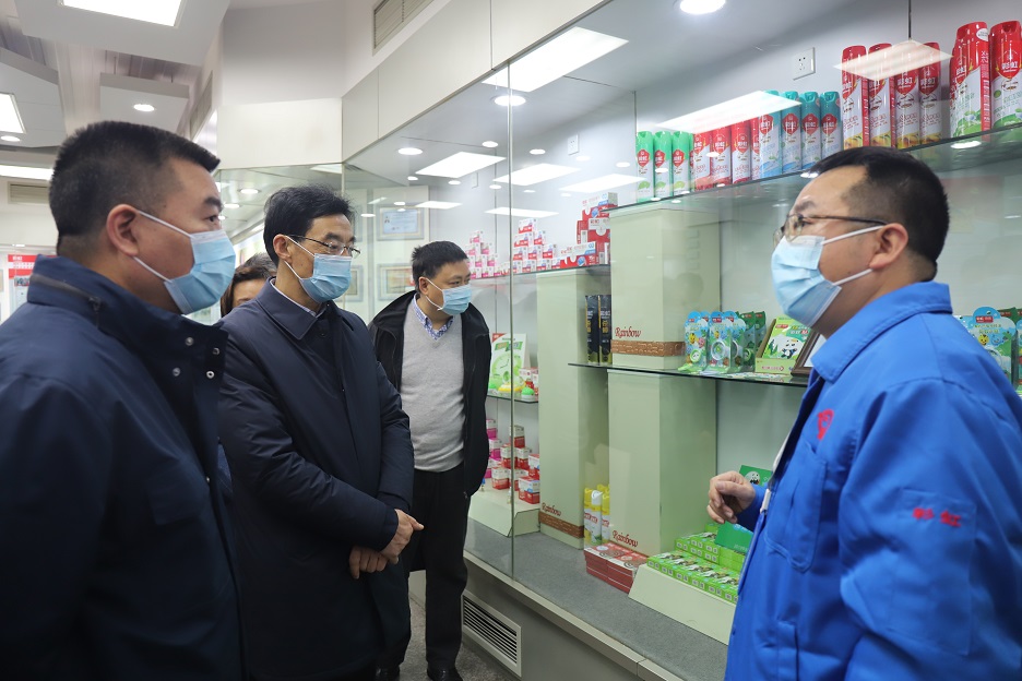 市委第一巡查组组长杨学明领导一行到成都米兰MILAN(中国)集团视察